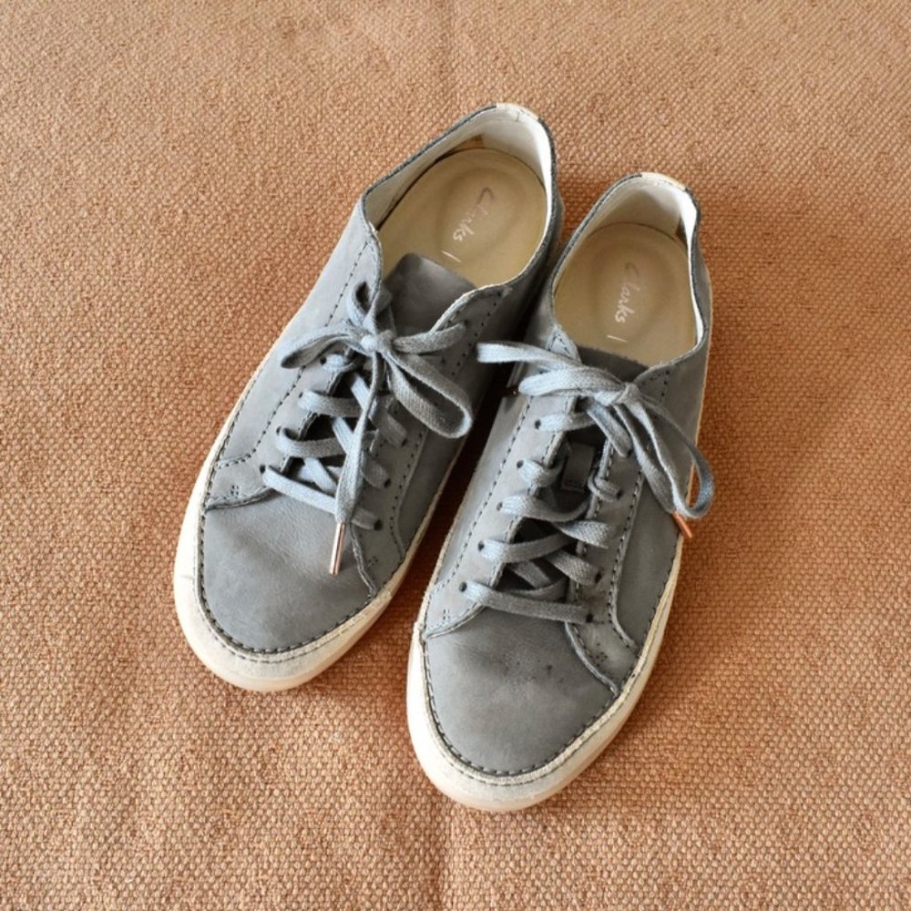 clarks cushion sneakers